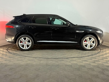 Used Jaguar F-Pace 2016 for sale - 79253591: Photo