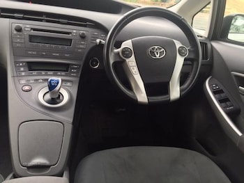 Used Toyota Prius 2011 for sale - 43051898: Photo