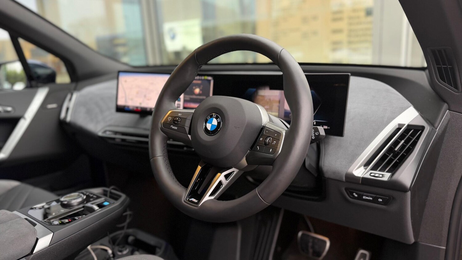 Used BMW iX 2025 for sale - 77124539: Photo 7