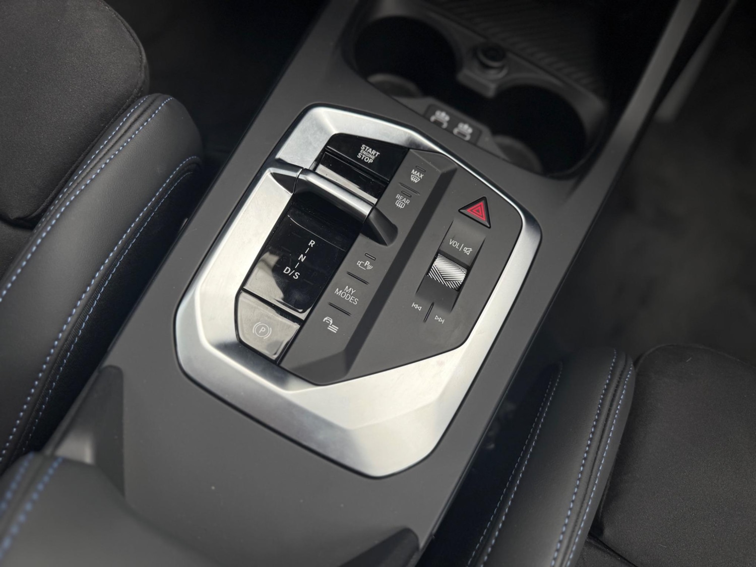 Used BMW 1 Series 2025 for sale - 76662289: Photo 11