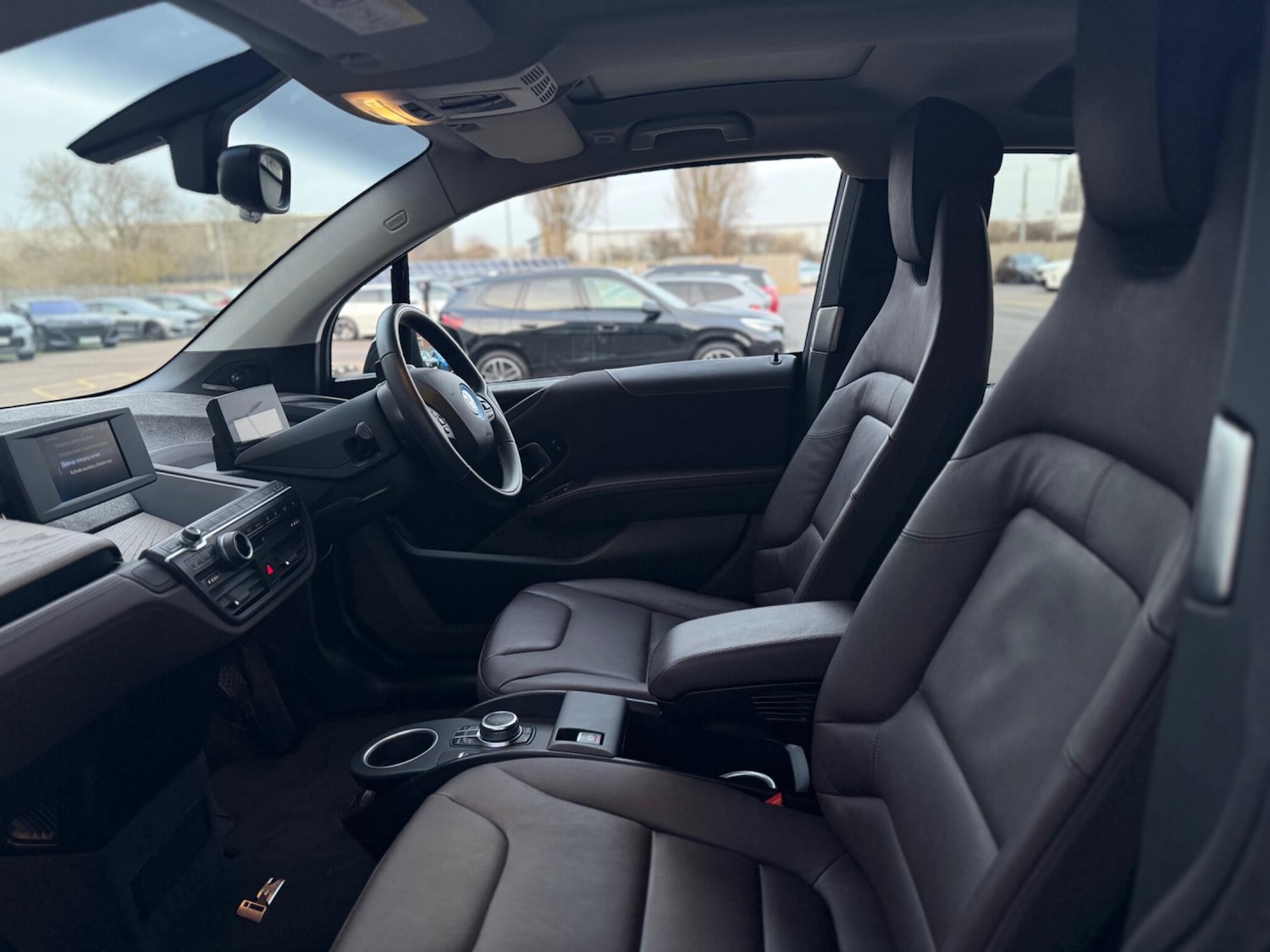 Used BMW i3 2022 for sale - 77013637: Photo 8