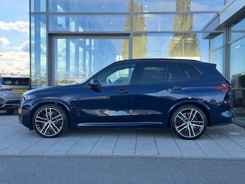 Used BMW X5 2024 for sale - 76327797: Photo