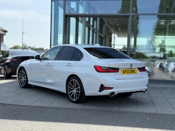 Used BMW 3 Series 2021 for sale - 75541015: Photo