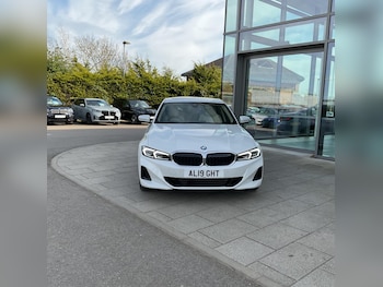 Used BMW 3 Series 2023 for sale - 78232579: Photo