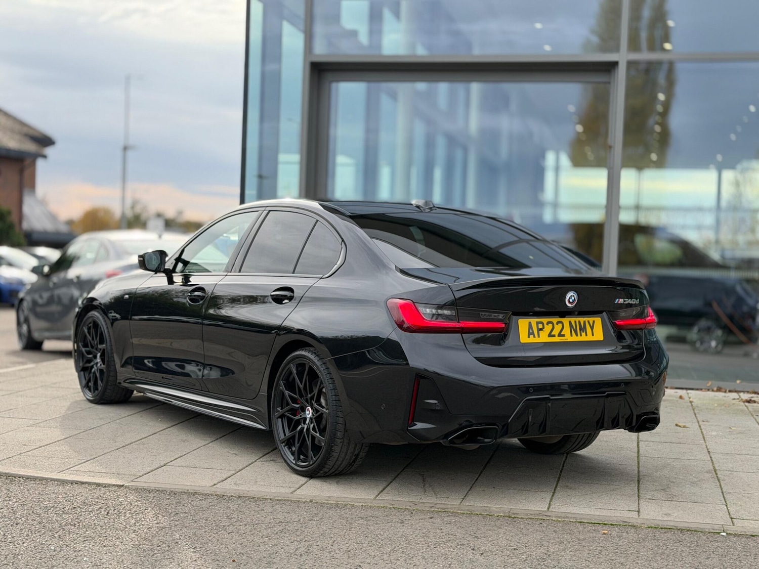 Used BMW 3 Series 2022 for sale - 76474494: Photo 2