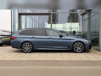 Used BMW 5 Series 2023 for sale - 78117274: Photo