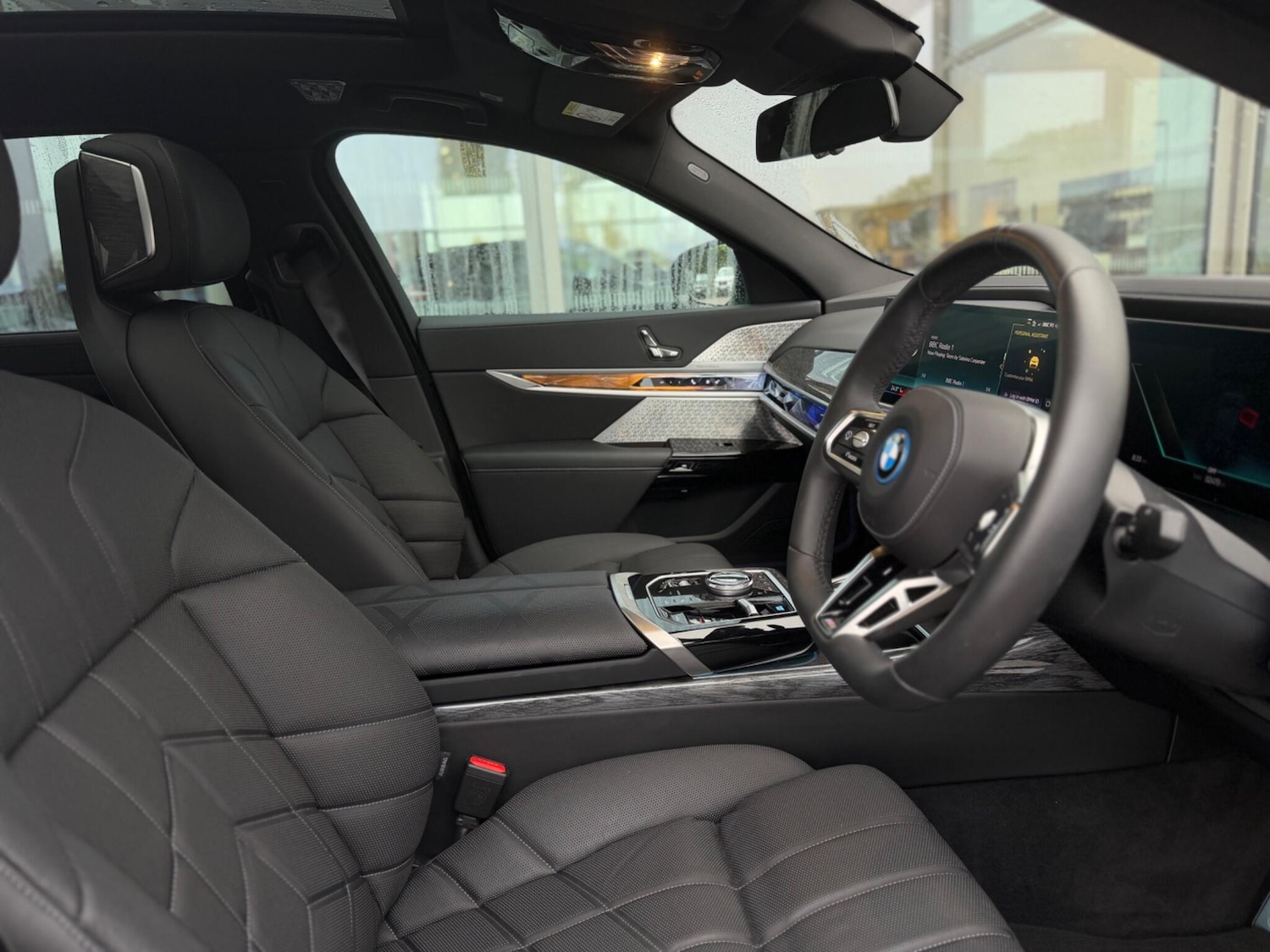 Used BMW i7 2025 for sale - 76400332: Photo 12