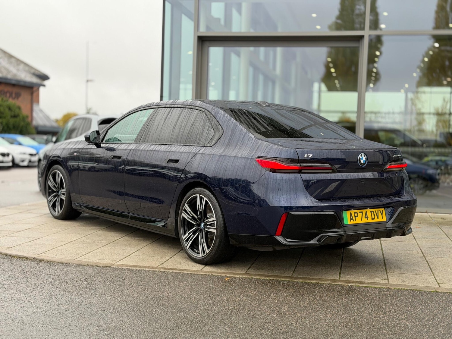 Used BMW i7 2025 for sale - 76400332: Photo 2