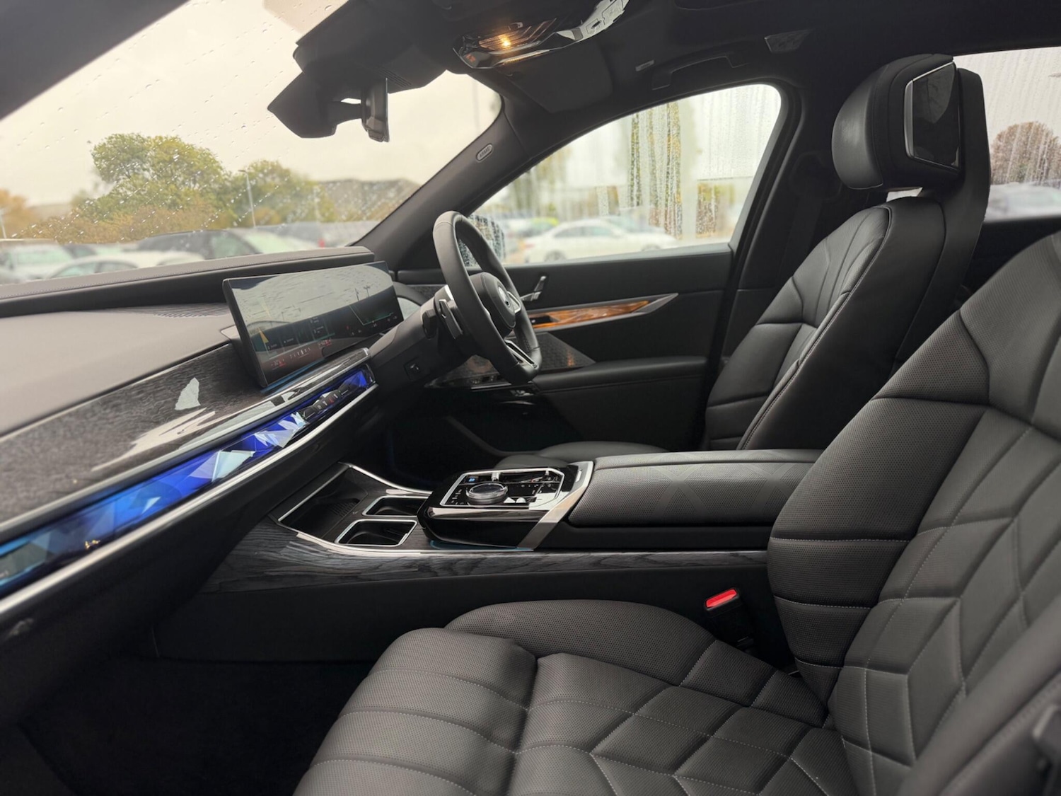 Used BMW i7 2025 for sale - 76400332: Photo 8