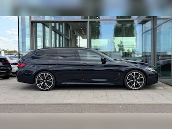 Used BMW 5 Series 2023 for sale - 79375428: Photo