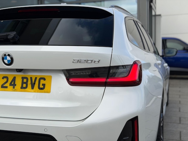 Used BMW 3 Series 2024 for sale - 76086103: Photo 16