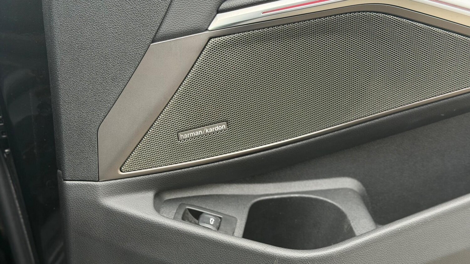 Used BMW 3 Series 2020 for sale - 77926848: Photo 14