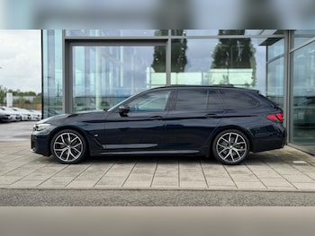 Used BMW 5 Series 2022 for sale - 78463404: Photo