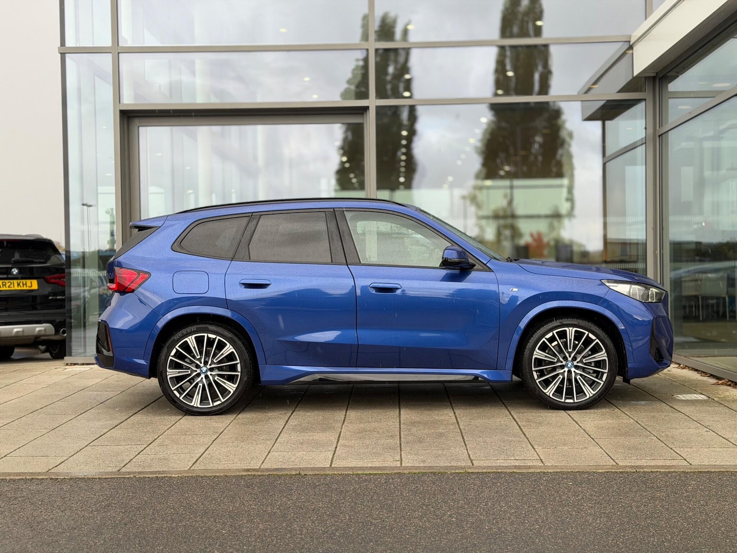 Used BMW iX1 2023 for sale - 76271549: Photo 3