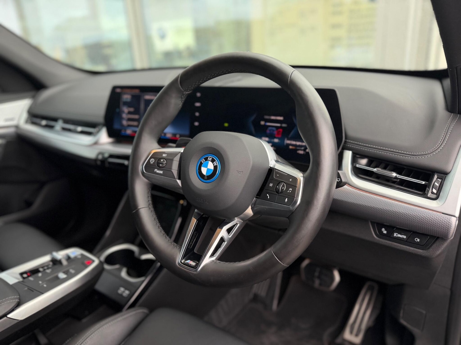 Used BMW iX1 2023 for sale - 76271549: Photo 6