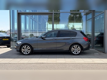 Used BMW 1 Series 2018 for sale - 79077132: Photo
