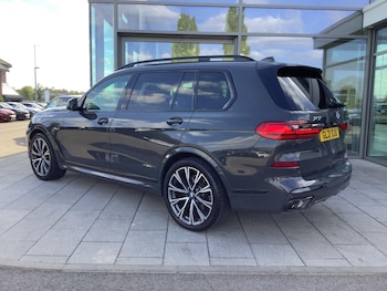 Used BMW X7 2021 for sale - 76111722: Photo