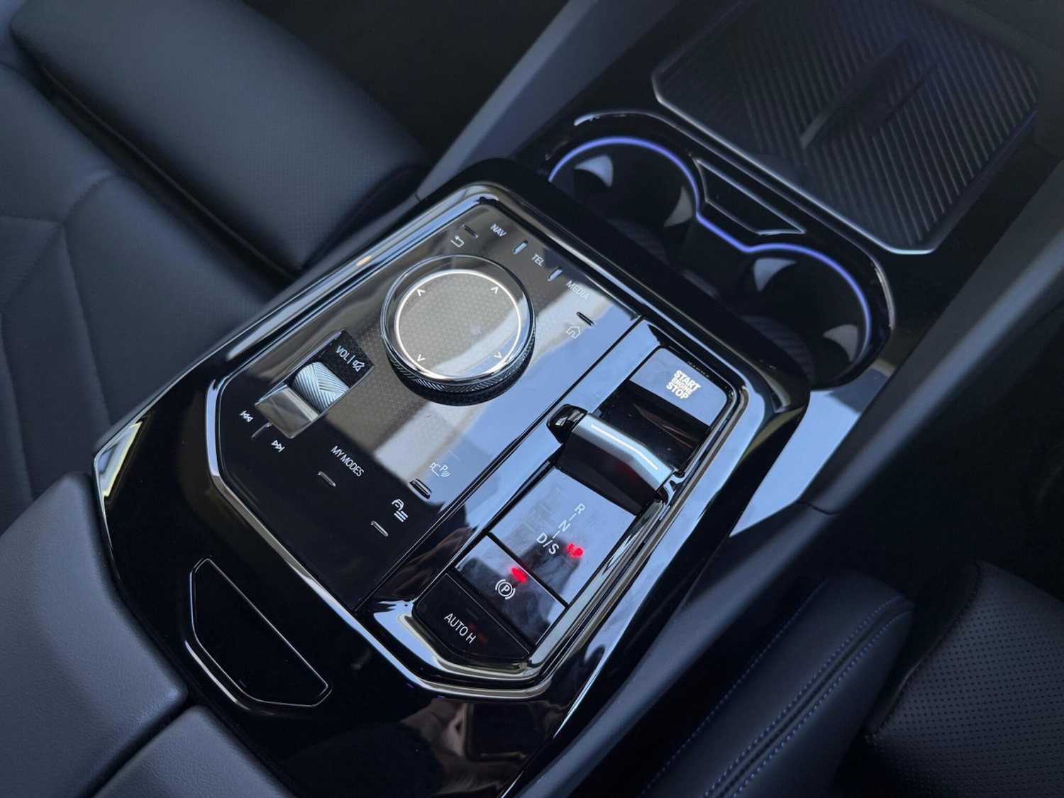 Used BMW 5 Series 2025 for sale - 77124643: Photo 11