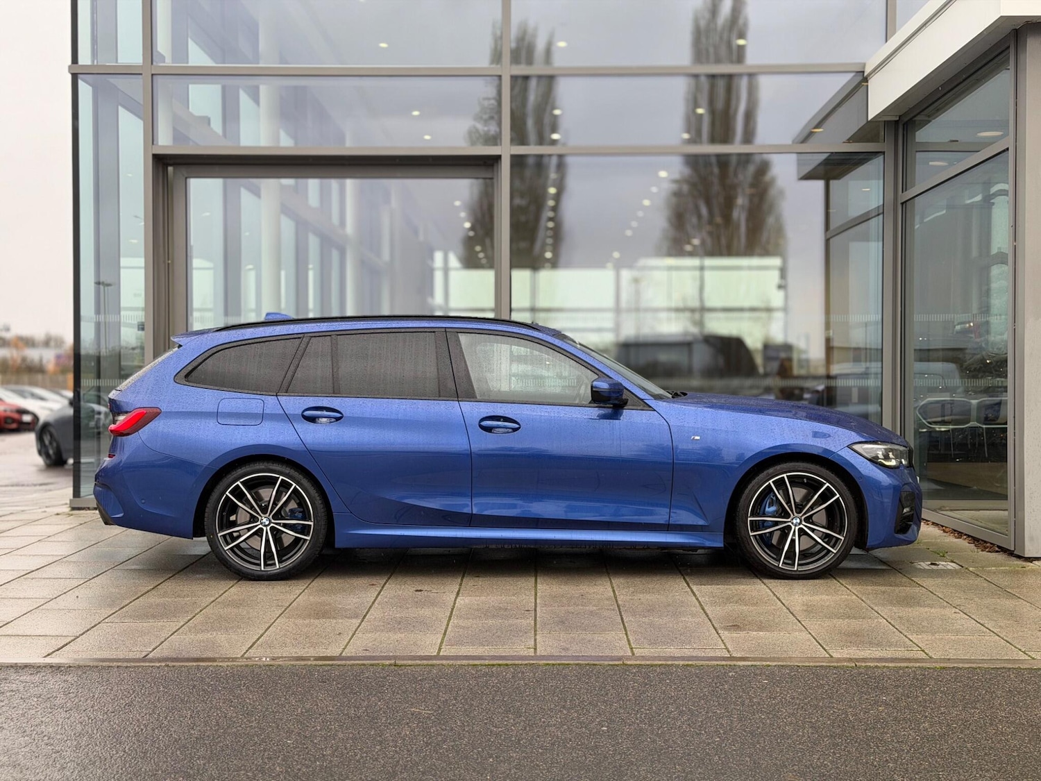 Used BMW 3 Series 2021 for sale - 76800737: Photo 3