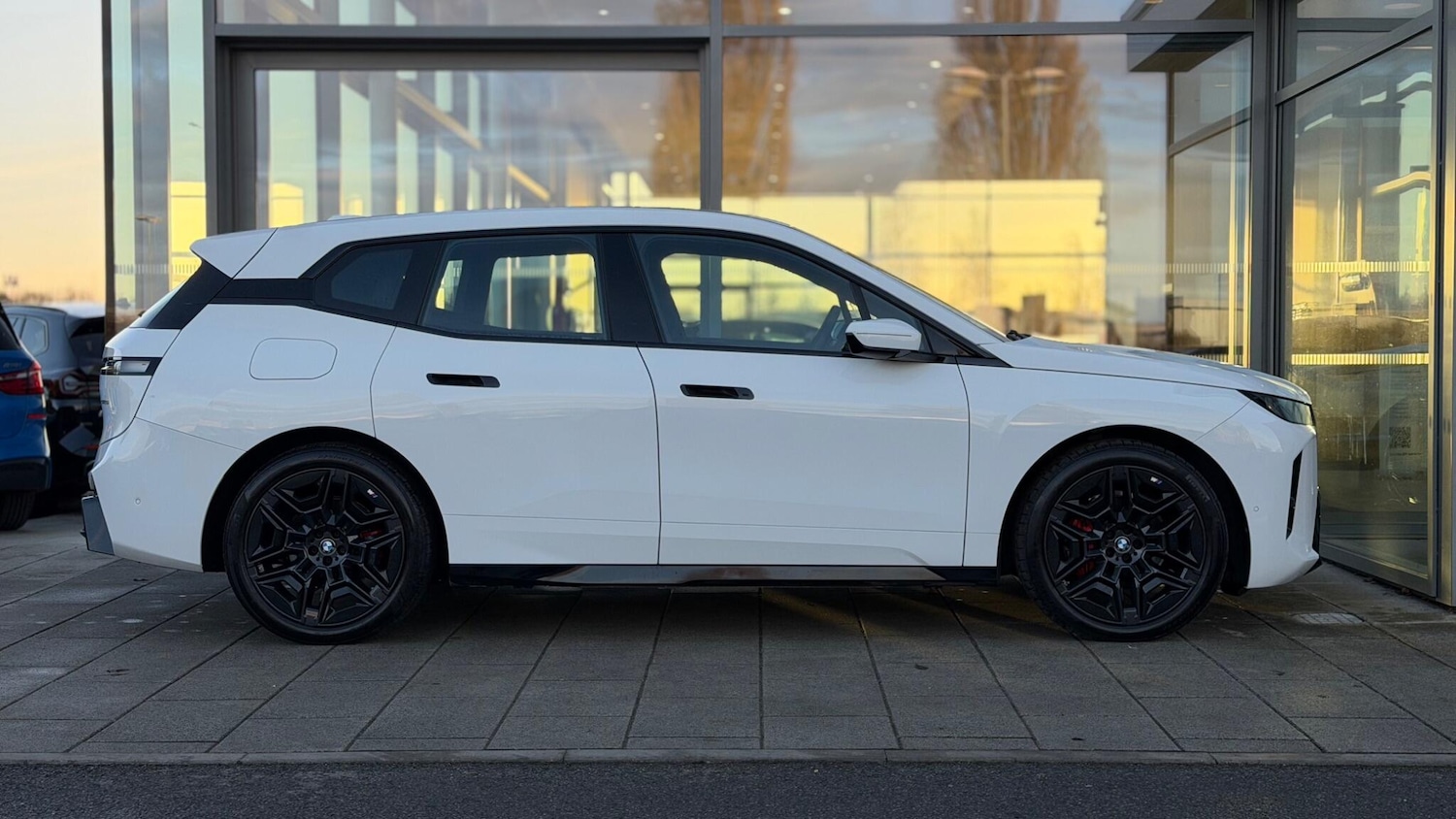 Used BMW iX 2025 for sale - 77124666: Photo 3