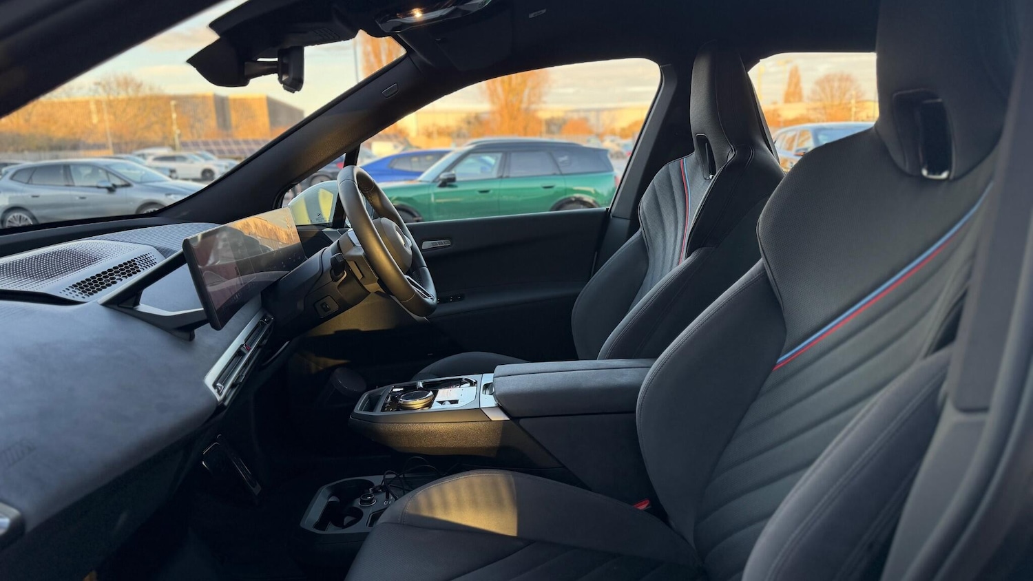 Used BMW iX 2025 for sale - 77124666: Photo 8