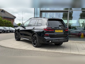 Used BMW X7 2025 for sale - 78811072: Photo