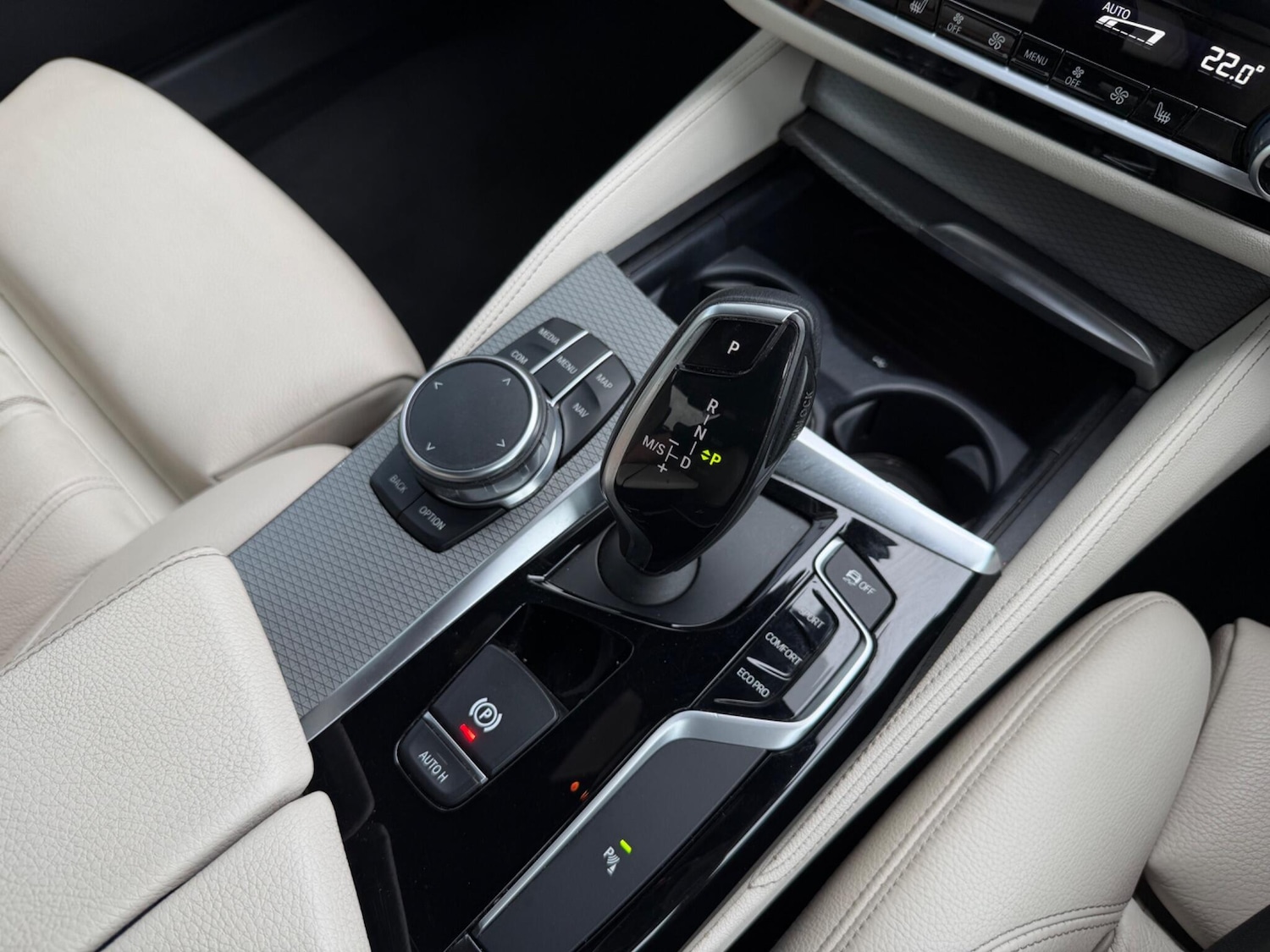 Used BMW 5 Series 2018 for sale - 76434338: Photo 11