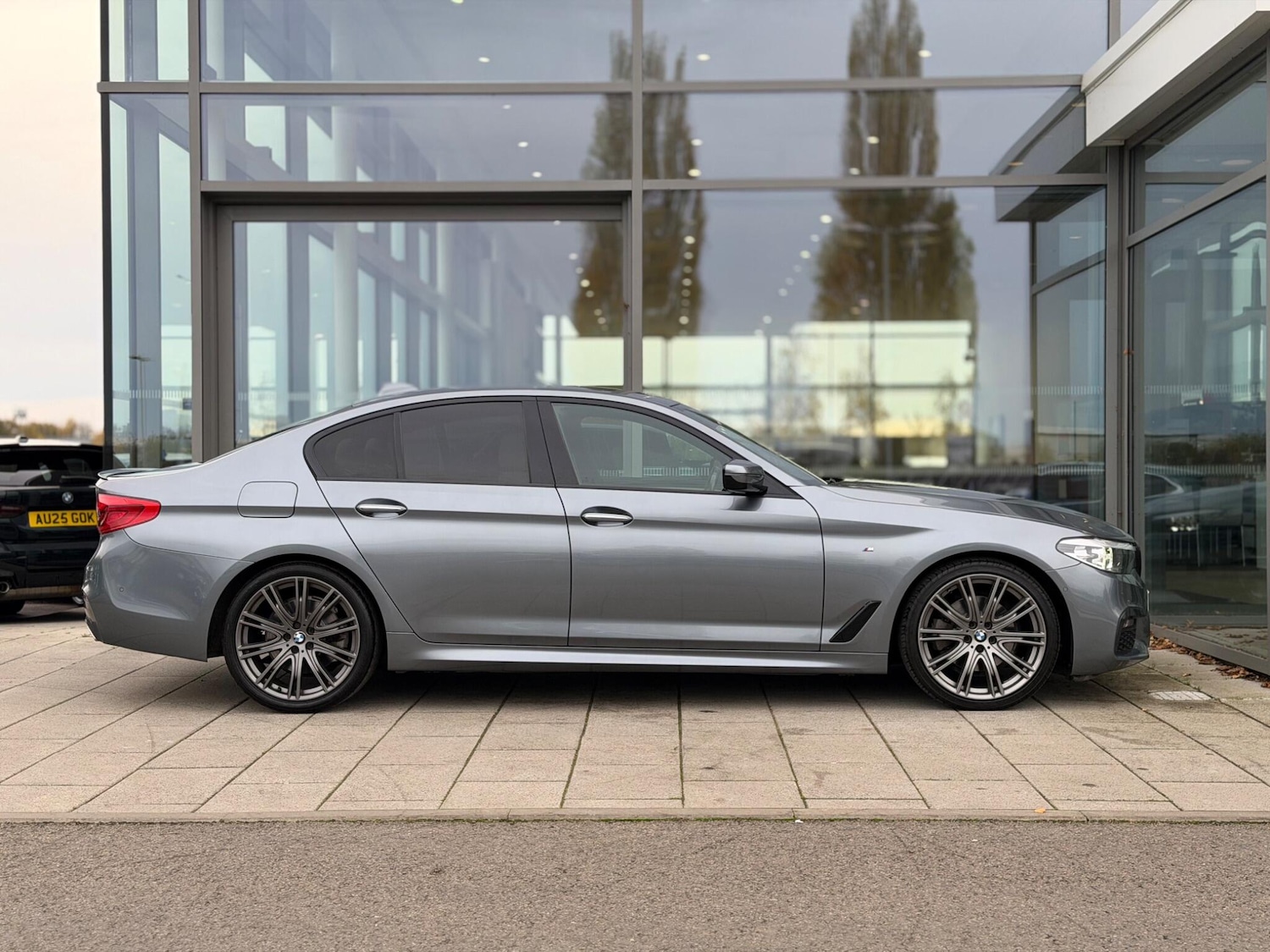 Used BMW 5 Series 2018 for sale - 76434338: Photo 3