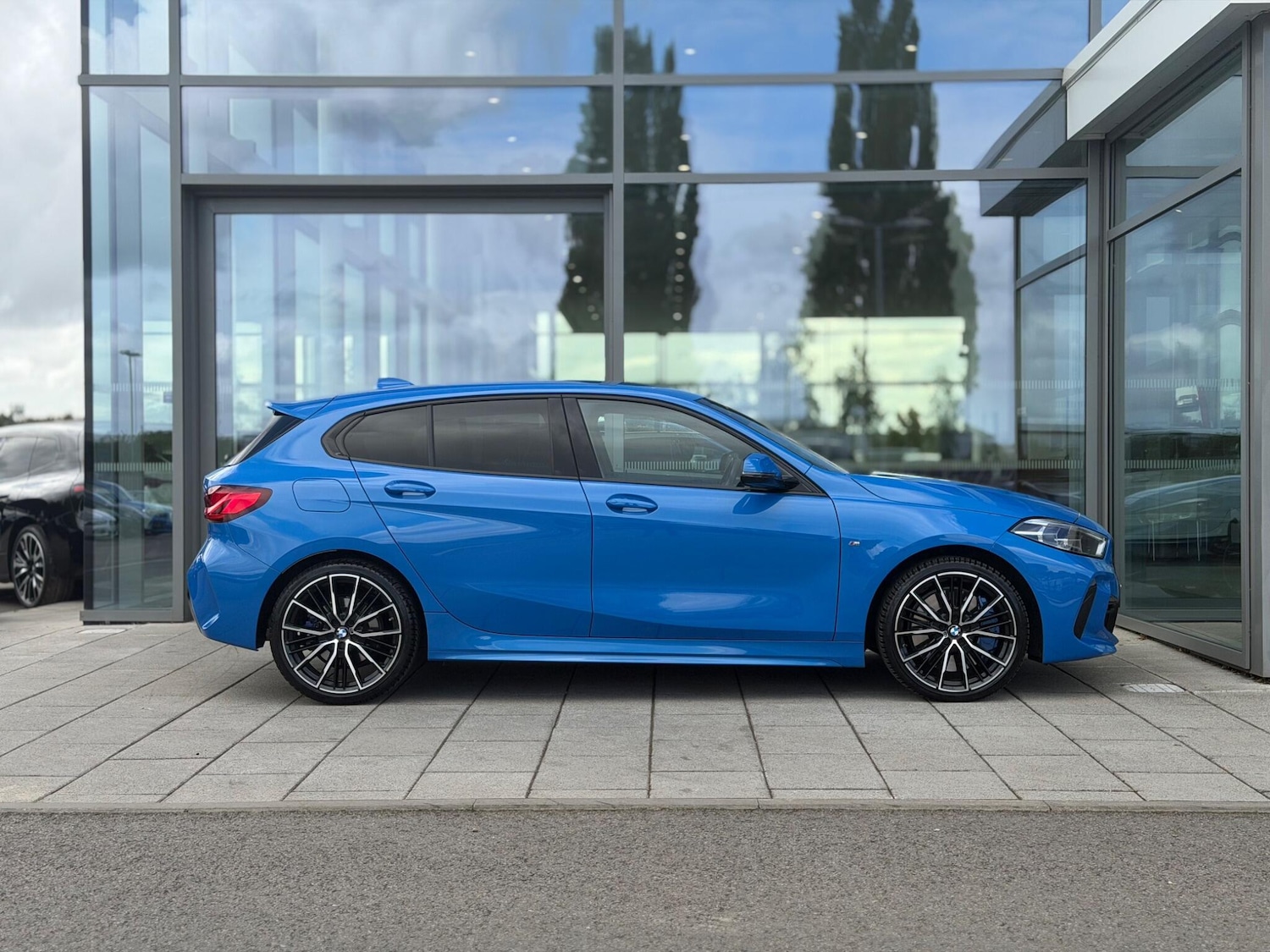 Used BMW 1 Series 2023 for sale - 76017686: Photo 3