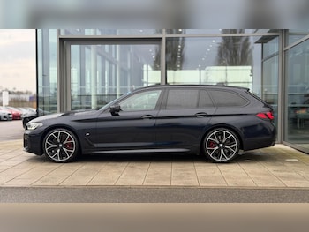 Used BMW 5 Series 2023 for sale - 77205013: Photo