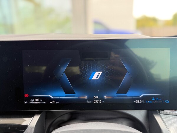 Used BMW 5 Series 2025 for sale - 75579423: Photo 10