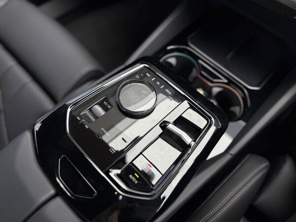 Used BMW 5 Series 2025 for sale - 75579423: Photo 11