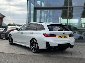 Used BMW 3 Series 2024 for sale - 77332577: Photo