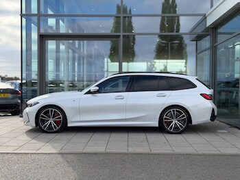 Used BMW 3 Series 2024 for sale - 77332577: Photo