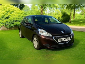 Used Peugeot 208 2013 for sale - 75941641: Photo
