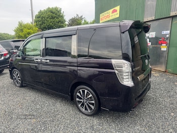 Used Honda Stepwagon 2014 for sale - 78677087: Photo