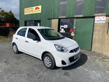 2015 - 1.2 Visia 5dr
