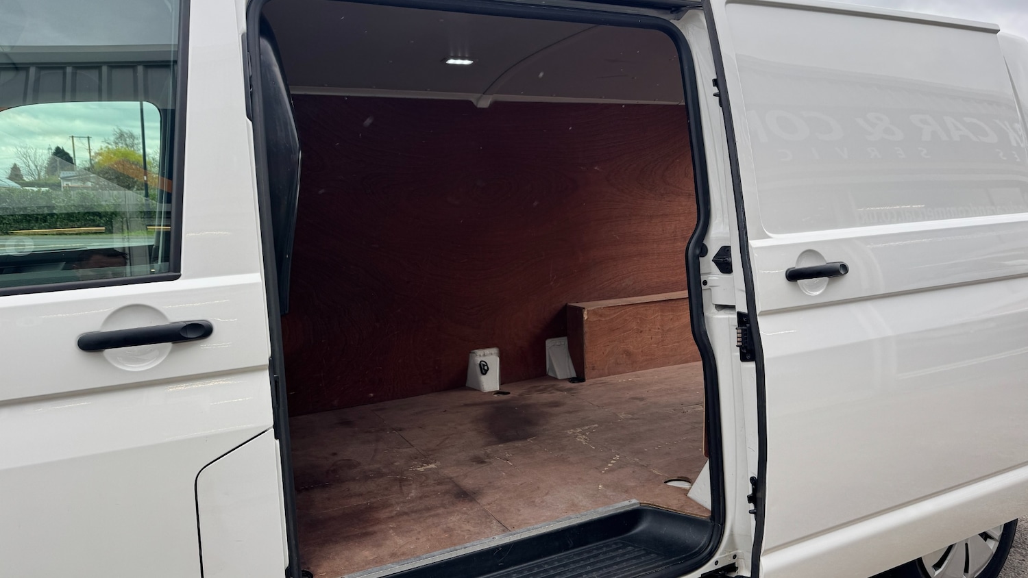 Used Volkswagen Transporter 2021 for sale - 78133650: Photo 8