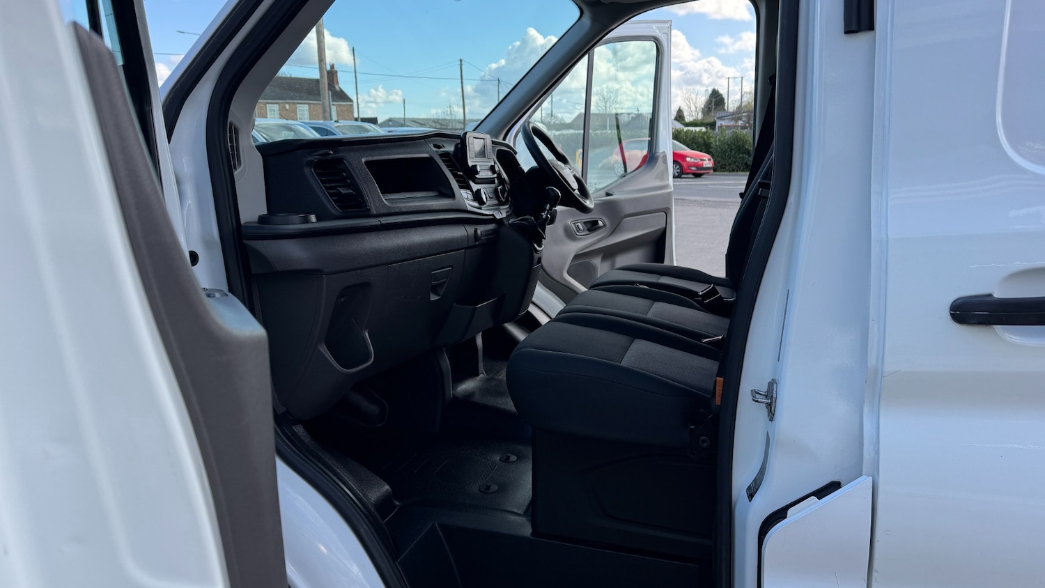 Used Ford Transit 2023 for sale - 77889360: Photo 11