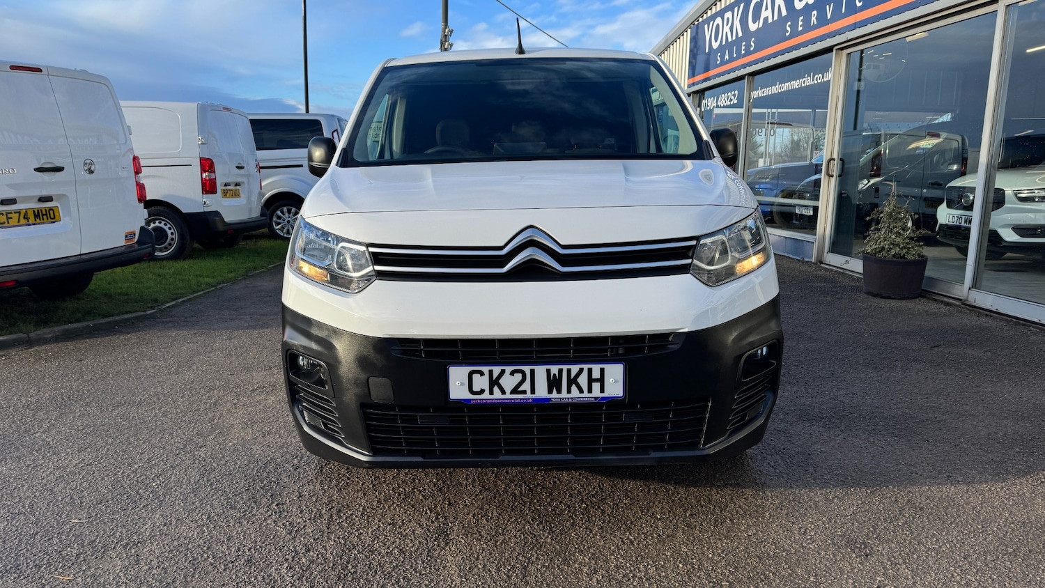 Used Citroen Berlingo 2021 for sale - 77272210: Photo 2