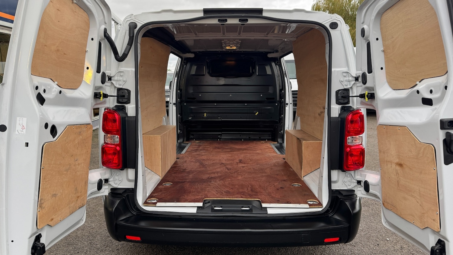 Used Peugeot Expert 2022 for sale - 76748984: Photo 7