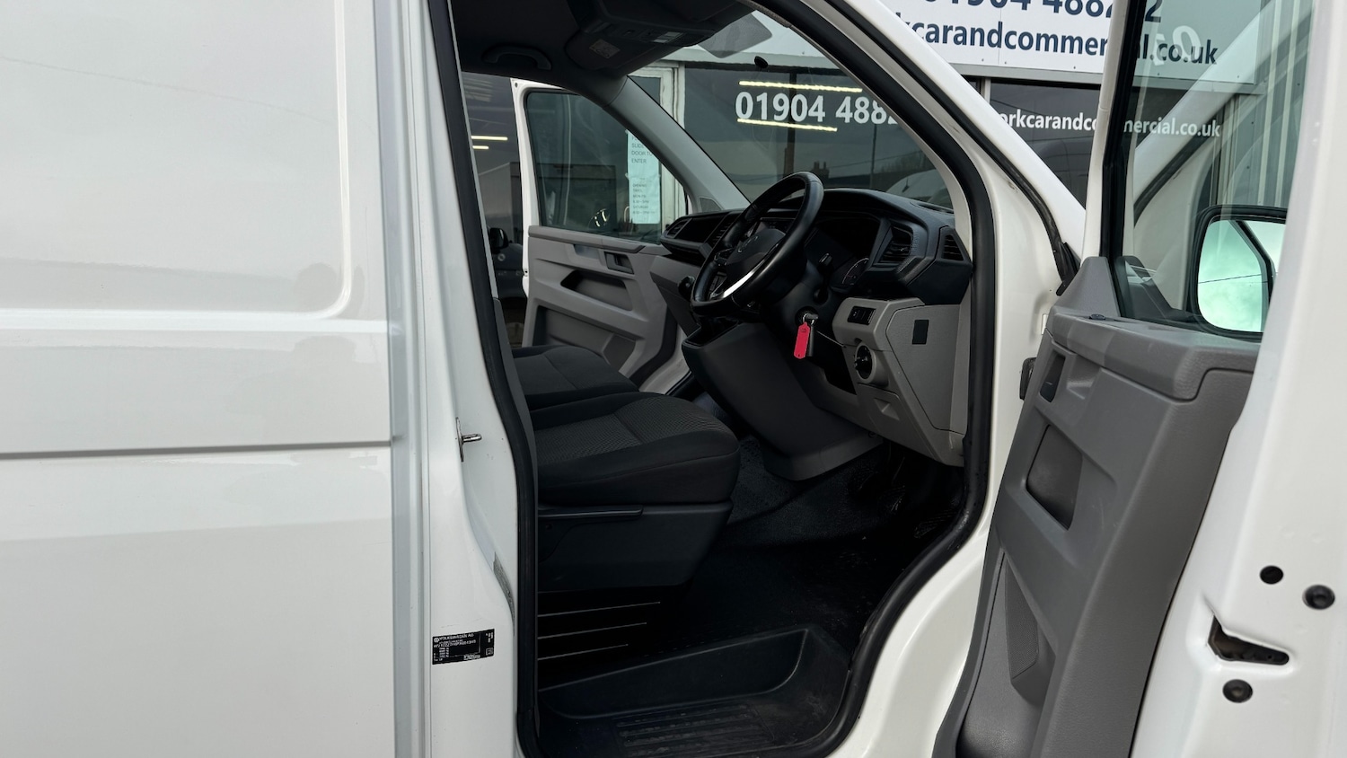 Used Volkswagen Transporter 2022 for sale - 77522133: Photo 9