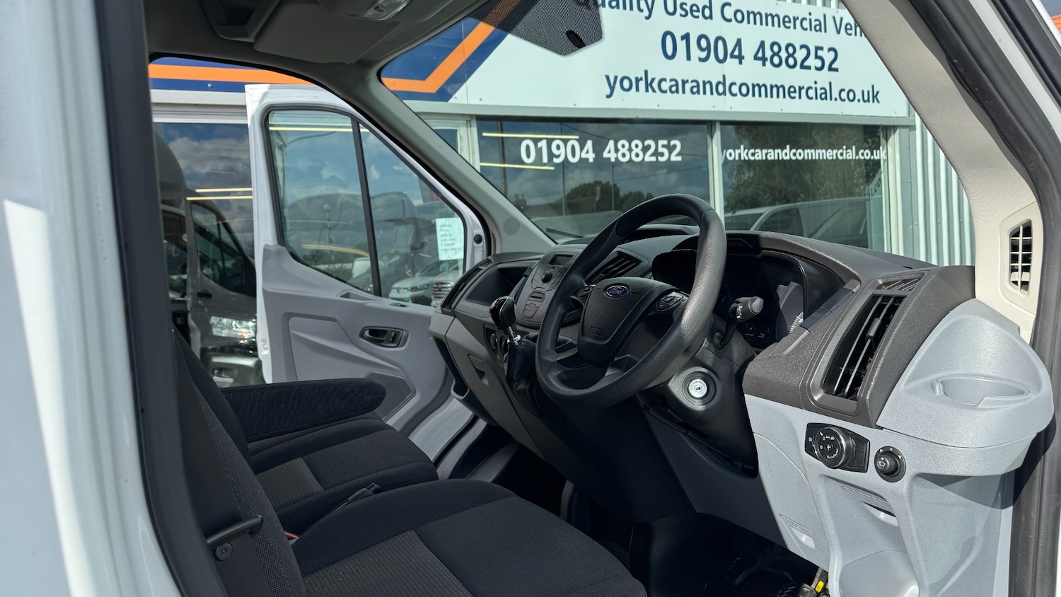 Used Ford Transit 2019 for sale - 75980817: Photo 13