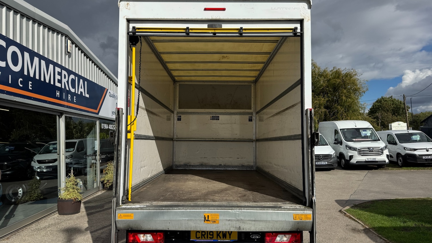 Used Ford Transit 2019 for sale - 75980817: Photo 8