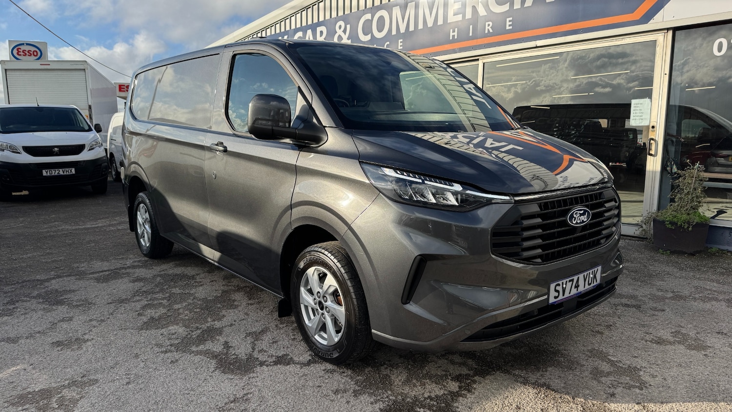 Used Ford Transit Custom 2024 for sale - 76588391: Photo 1