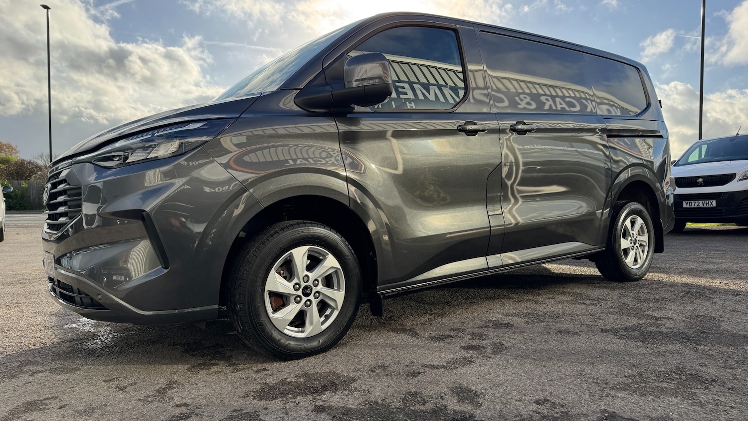 Used Ford Transit Custom 2024 for sale - 76588391: Photo 3