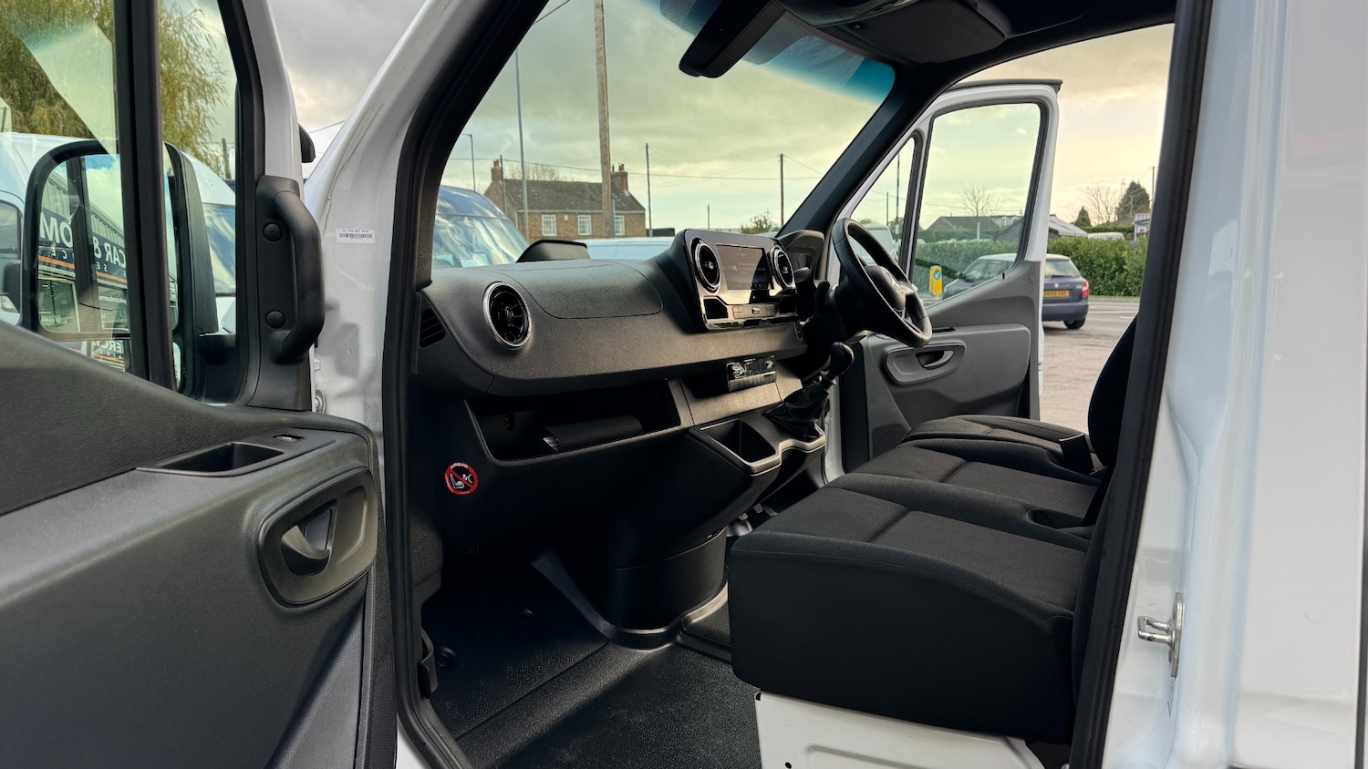 Used Mercedes-Benz Sprinter 2024 for sale - 76588370: Photo 12