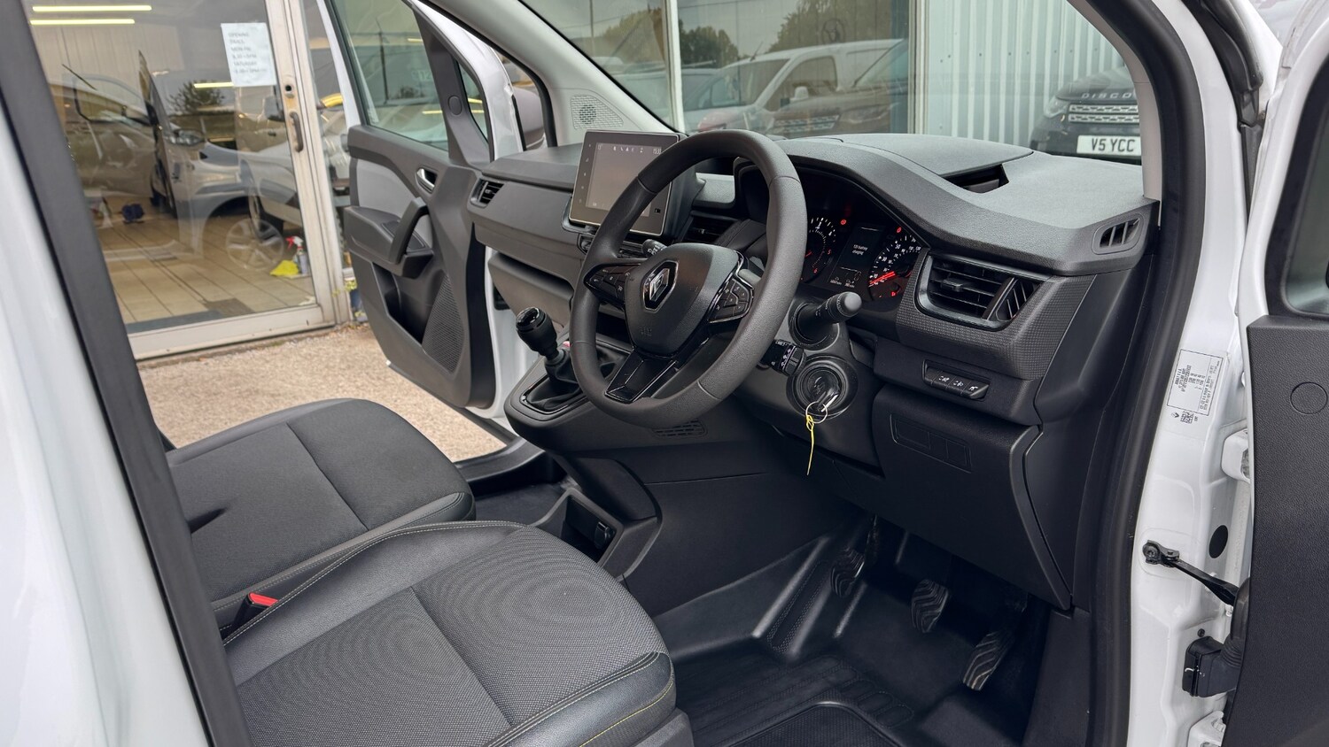 Used Renault Kangoo 2024 for sale - 76309720: Photo 12