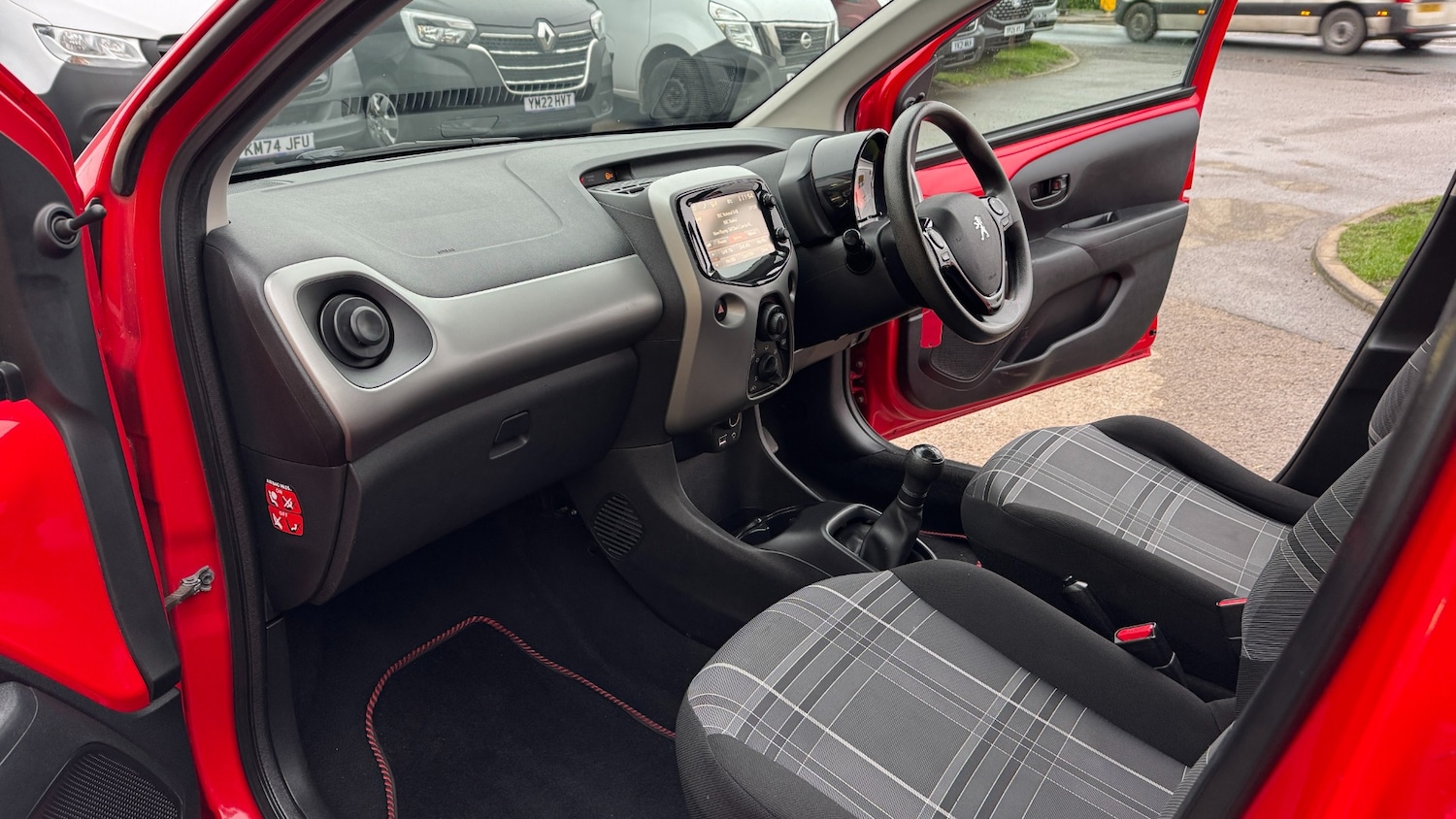 Used Peugeot 108 2017 for sale - 76663584: Photo 12