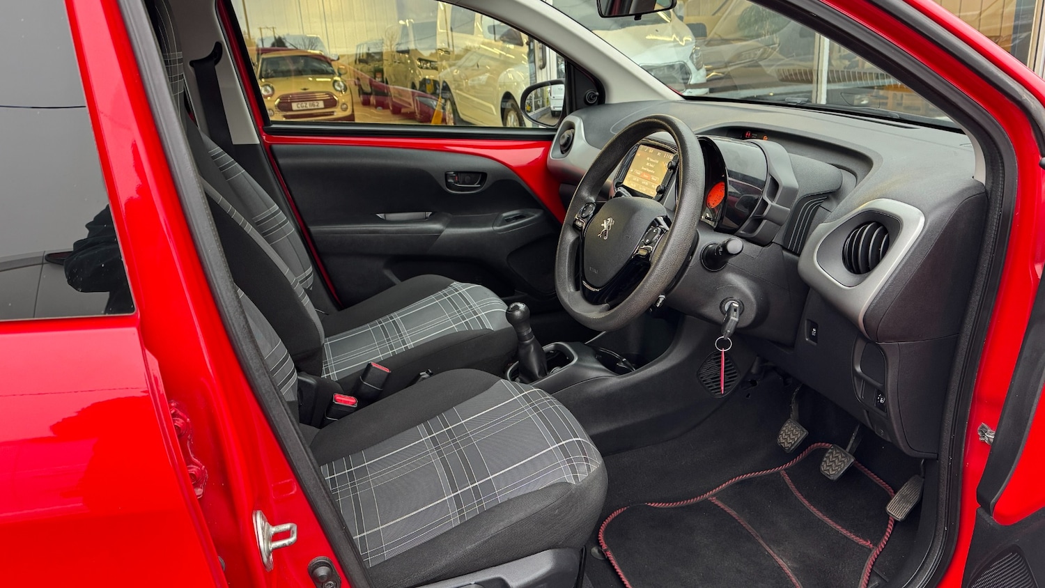 Used Peugeot 108 2017 for sale - 76663584: Photo 7